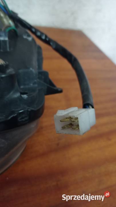 Lampa czołowa SYM 250 skuter