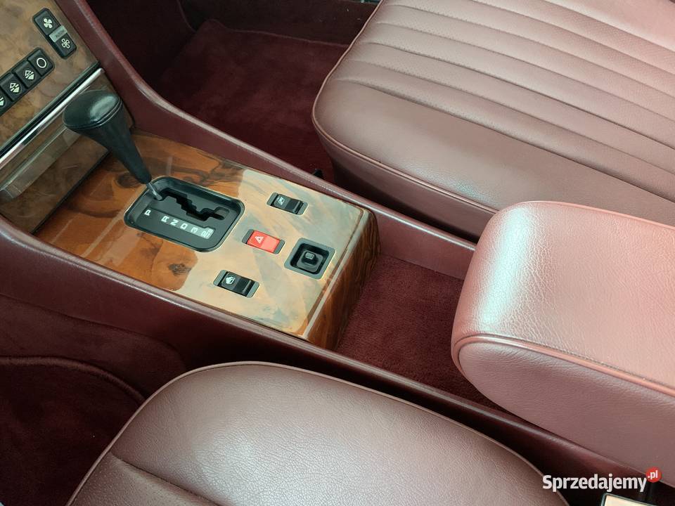 MercedesBenz SL R107 560 SL nieuszkodzony Kraków