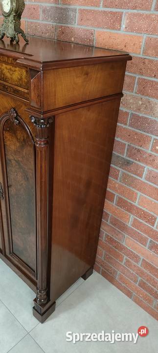 Ekskluzywna bieliźniarka Ludwik Filip antyk