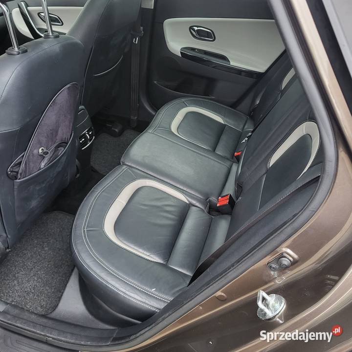 Kia Ceed panoramiczny dach 16 CDRI 128 kurtyny powietrzne sprzedam