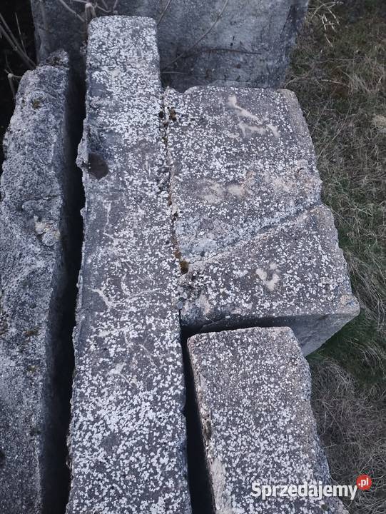 Słupy stopy betonowe pod suwnice pomostową Wągrowiec