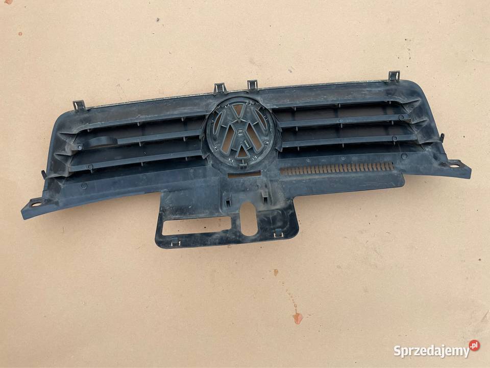 Grill atrapa chłodnicy vw volkswagen polo 4 9n