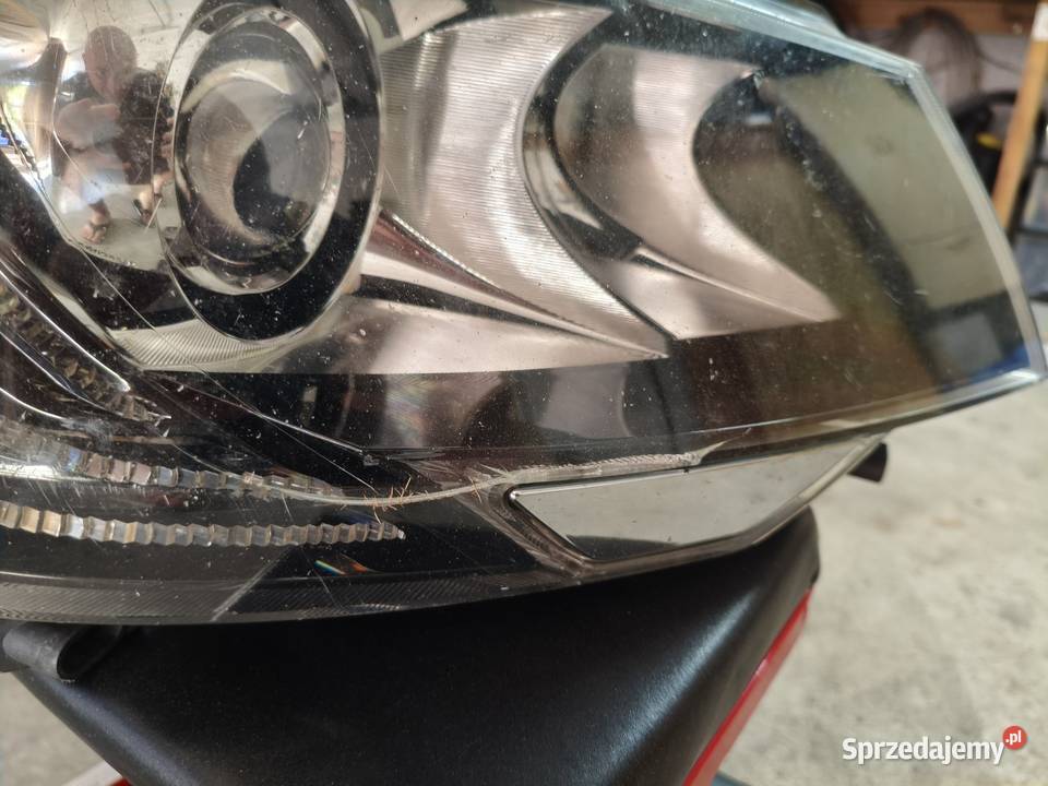 Reflektor prawy skoda superb 2 FL łódzkie Piotrków Trybunalski