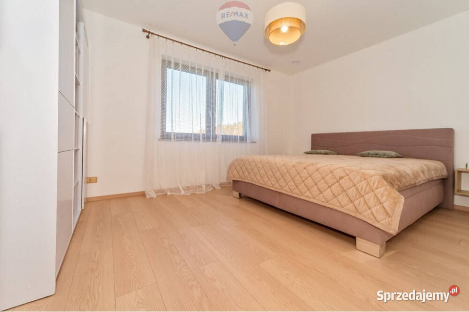 Parterowy przestronny dom Dębowiec