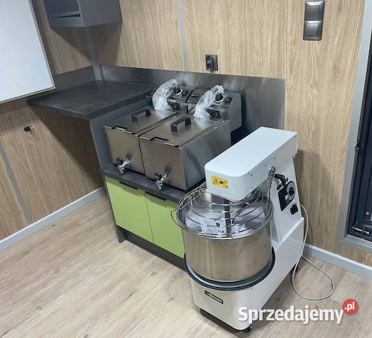 Przyczepa gastronomiczna food truck gastronomiczne Warszawa