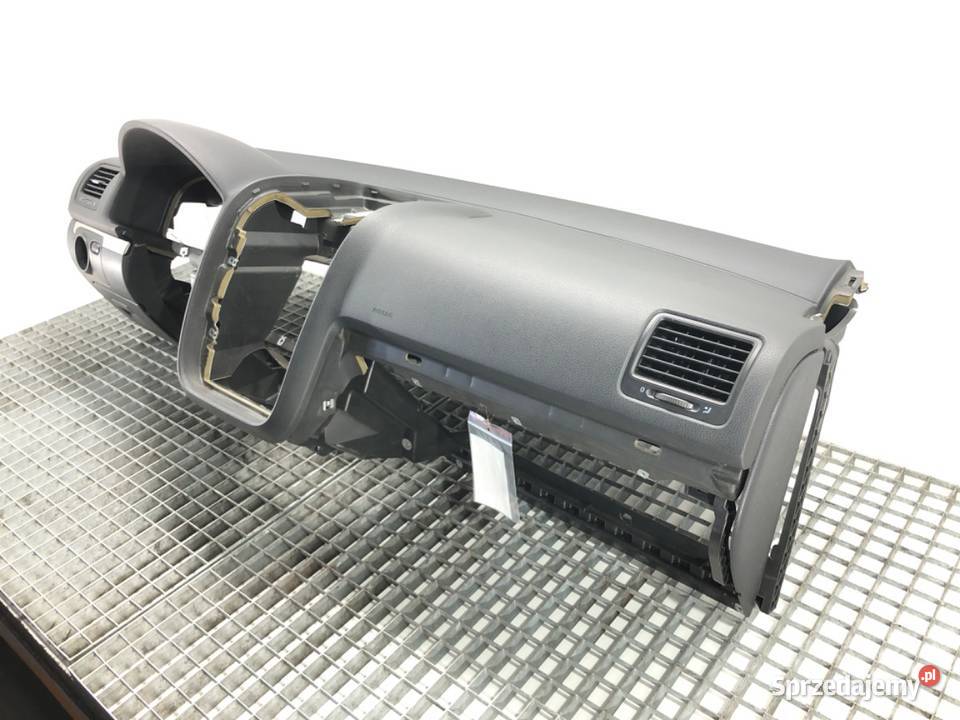 KOKPIT VW GOLF V Hatchback 0310 KONSOLA DESKA