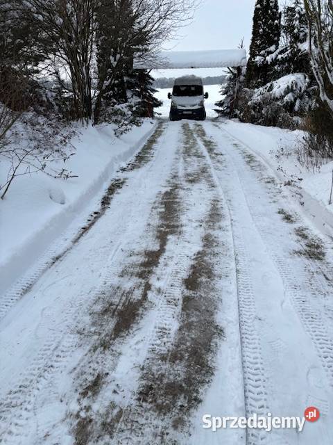 Odśnieżanie odśnieżarką spalinową usługa Usługi Chełm