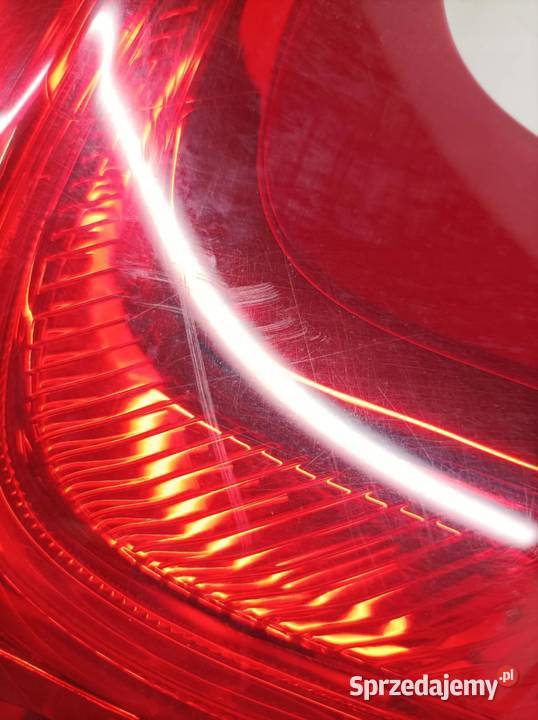 LAMPA TYŁ PRAWA EU 31395845 Volvo V40 II osobowe