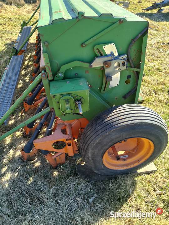 Siewnik Amazone D8 40 E Izbica