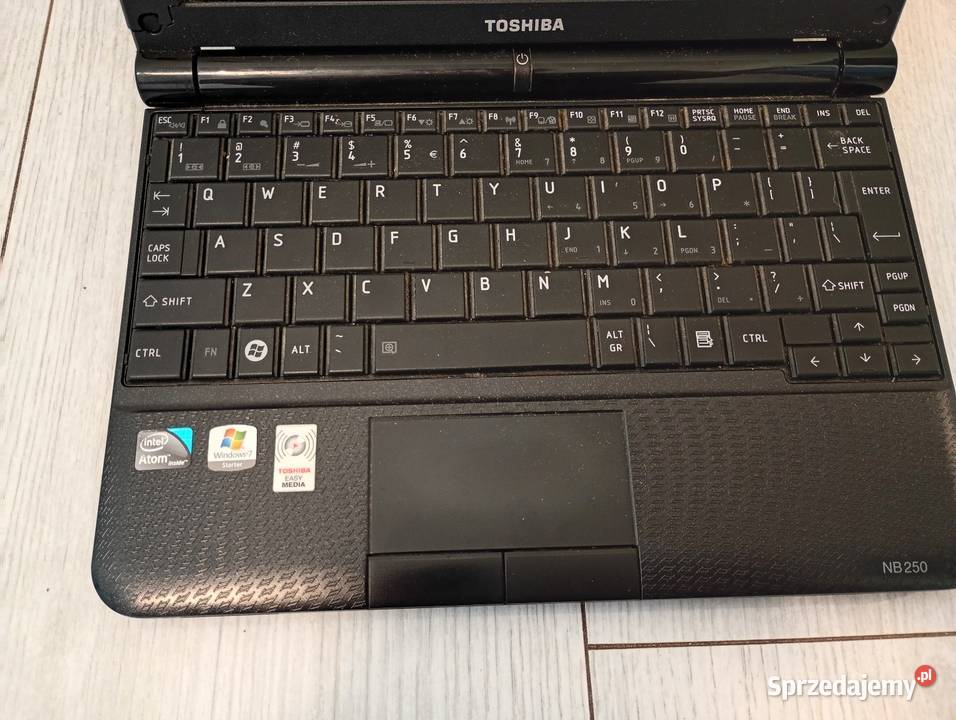 Laptop Toshiba 10 Niedrzwica Duża