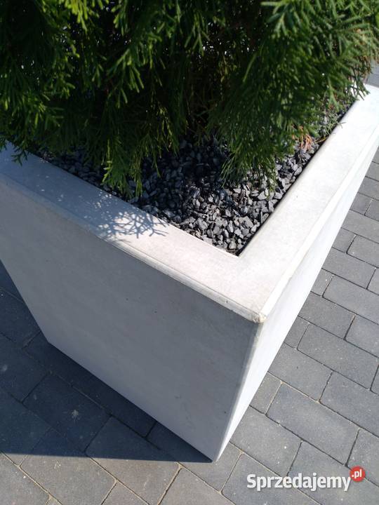 donica doniczki z betonu architektonicznego Prudnik