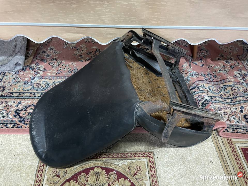 Fotel czarny skaj Fiat 126p maluch osobowe Strzegom