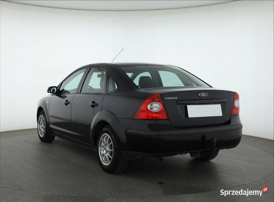 Ford Focus 16 i Rok produkcji 2007