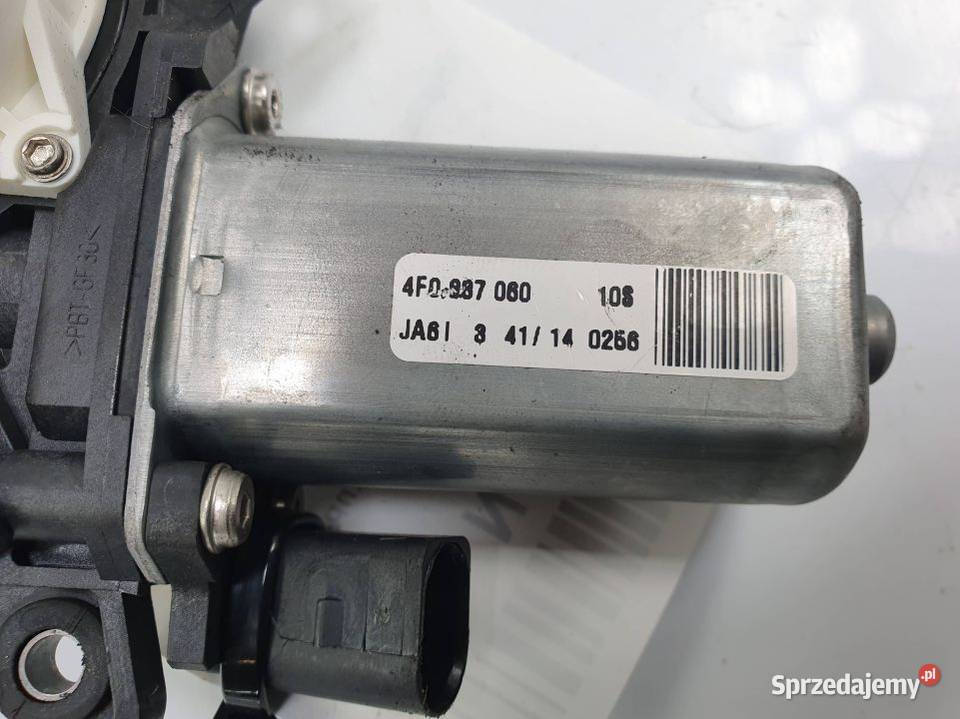 DOCIĄG DRZWI AUDI A8 L D4 4F0987060 Lipno