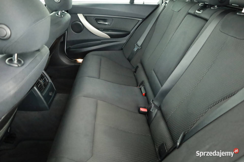 BMW 3 318 d Samochody osobowe mazowieckie Piaseczno sprzedam