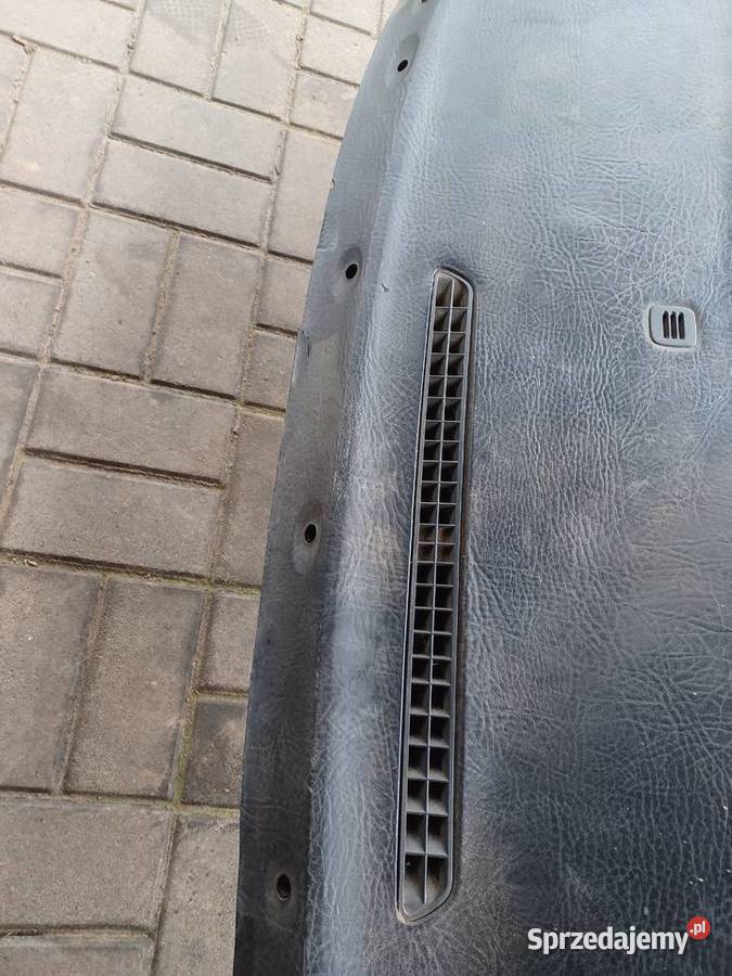 Audi 100 c3 200 c3 5000 v8 d11 deska rozdzielcza Rok produkcji 1990 Wyposażenie wnętrza Grudziądz