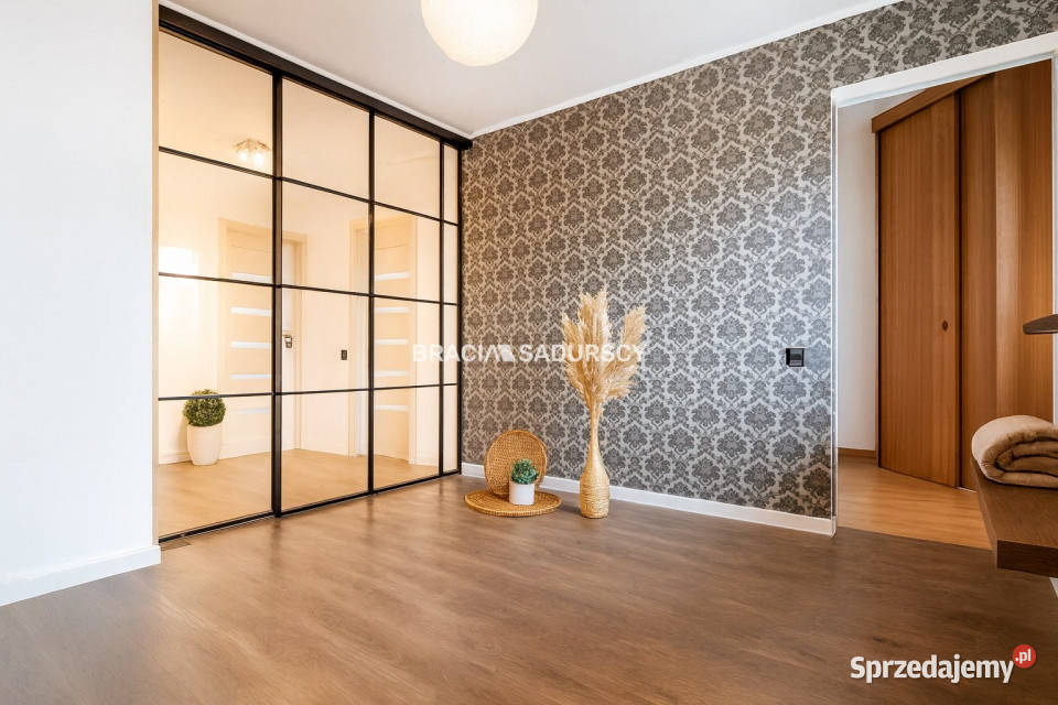 sprzedaży mieszkania 527m2 3 pok Kraków sprzedam