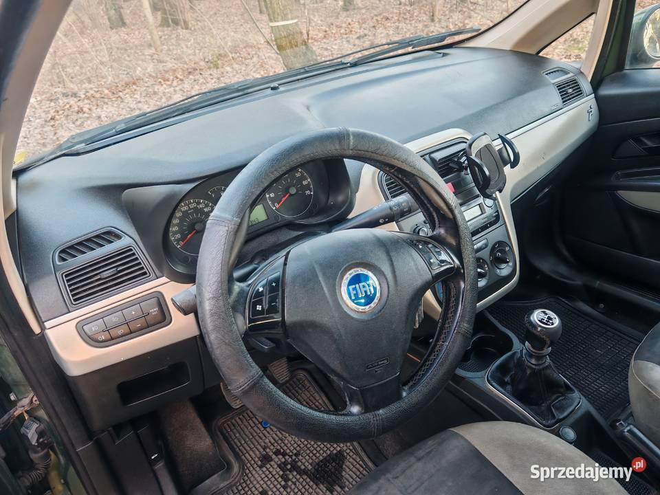 Fiat Grande Punto 14 75 2006 sprawny do poprawek śląskie