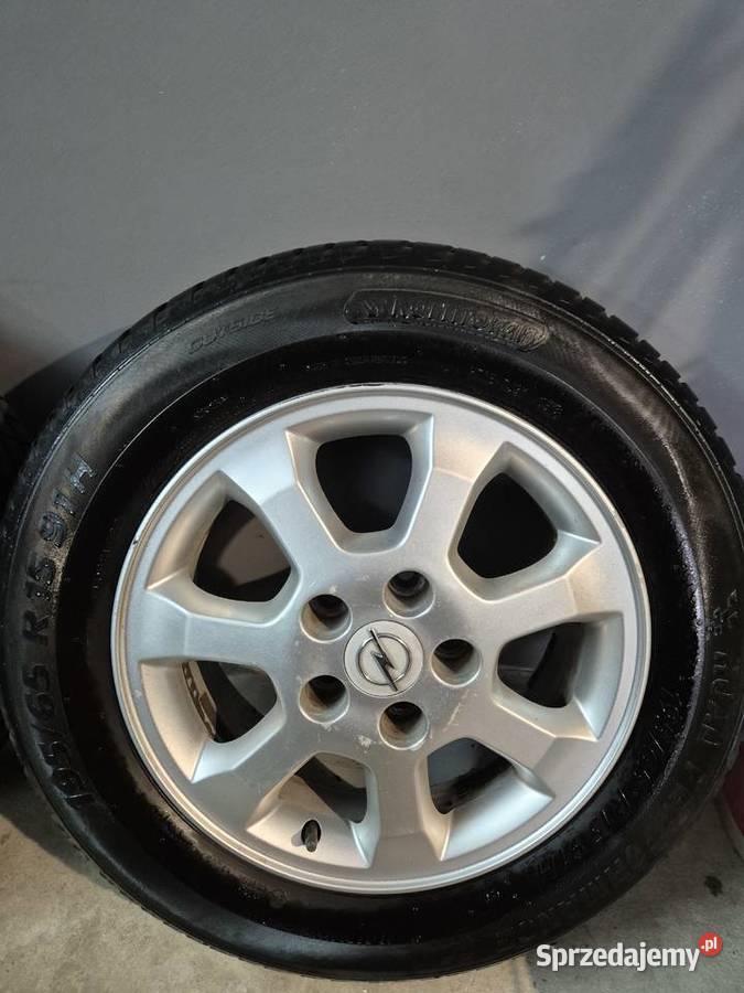Alufelgi koła Opel Astra 5x110 R15 alumy Wierbka