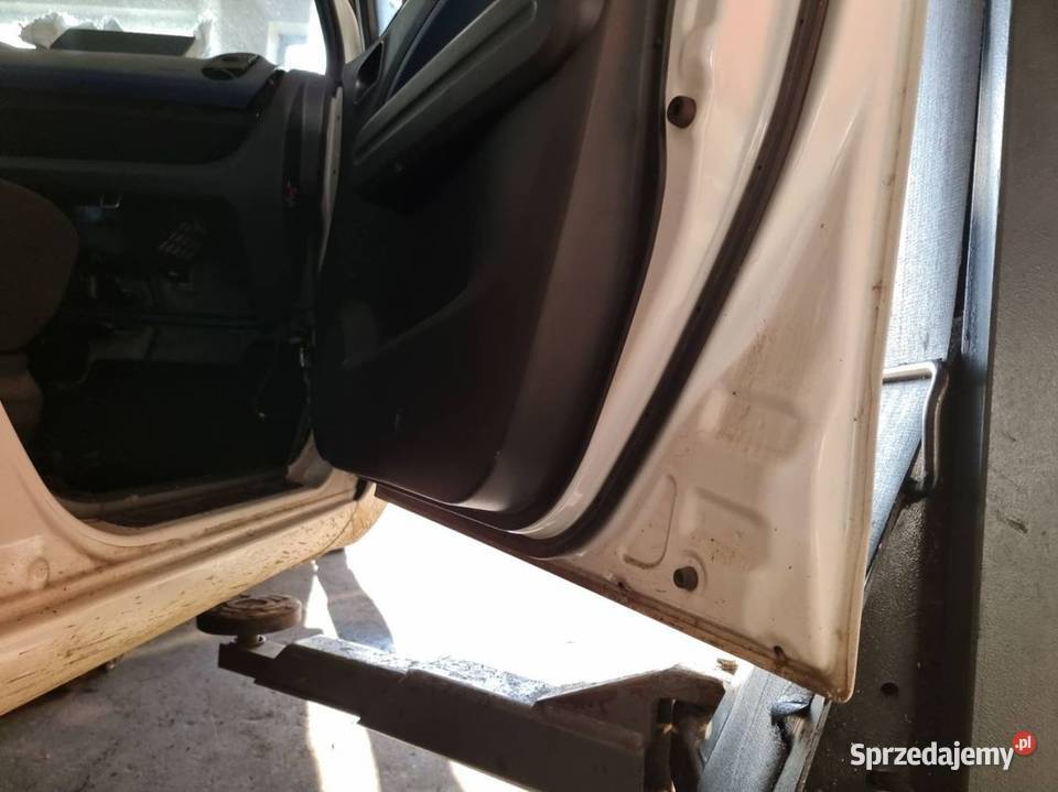 DRZWI PRAWE PRZÓD OPEL AGILA 26UD