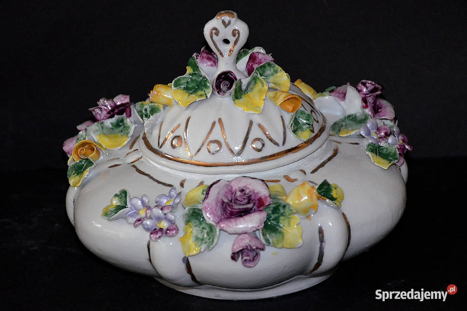 Roceram porcelana Bomboniera kwiatowa mniejsza Środa Wielkopolska