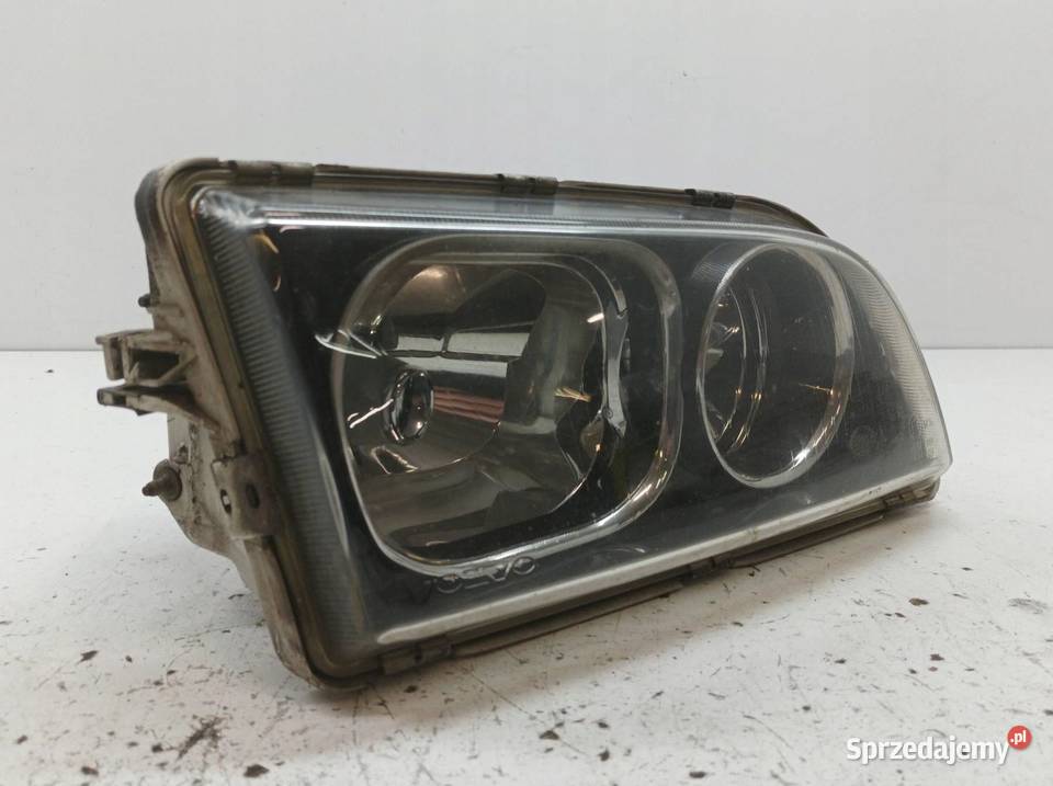 LAMPA PRZÓD PRAWA XENON LIFT 30859767 Volvo S40