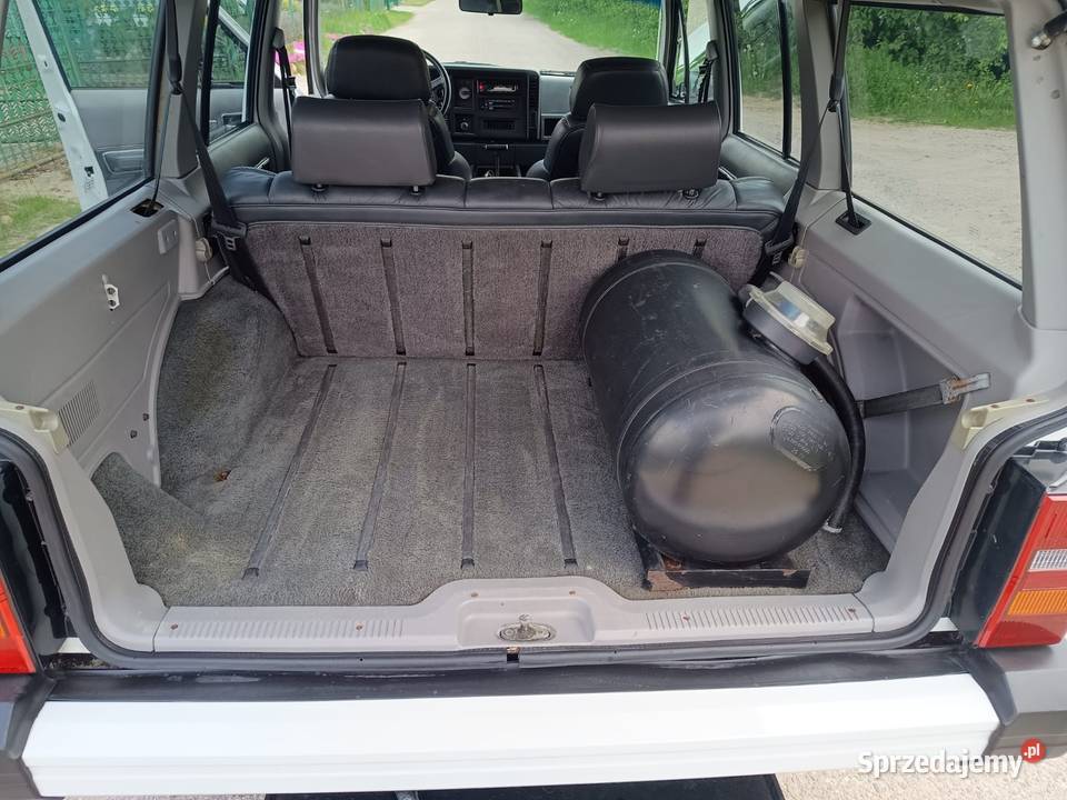 Jeep cherokee 40 z gazem zarejstrowany Moszczenica
