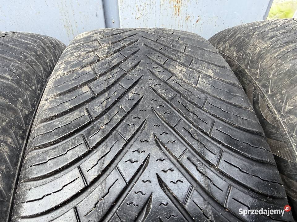 Opony 22570 R16 Vredestein 3PMSF MS 2021 r 56 mm Vredestein Samochodowe