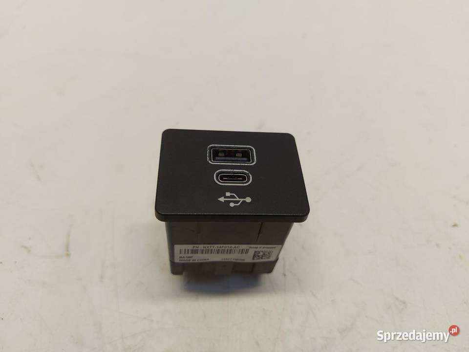 Ford Ranger VI 6 2024r GNIAZDO USB NX7T14F014AC Rozdzielacze gniazda zapalniczki
