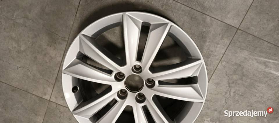 FELGA ALUMINIOWA 17 VOLVO S60 V60 31471309 Średnica 17" Samochodowe Brześć Kujawski