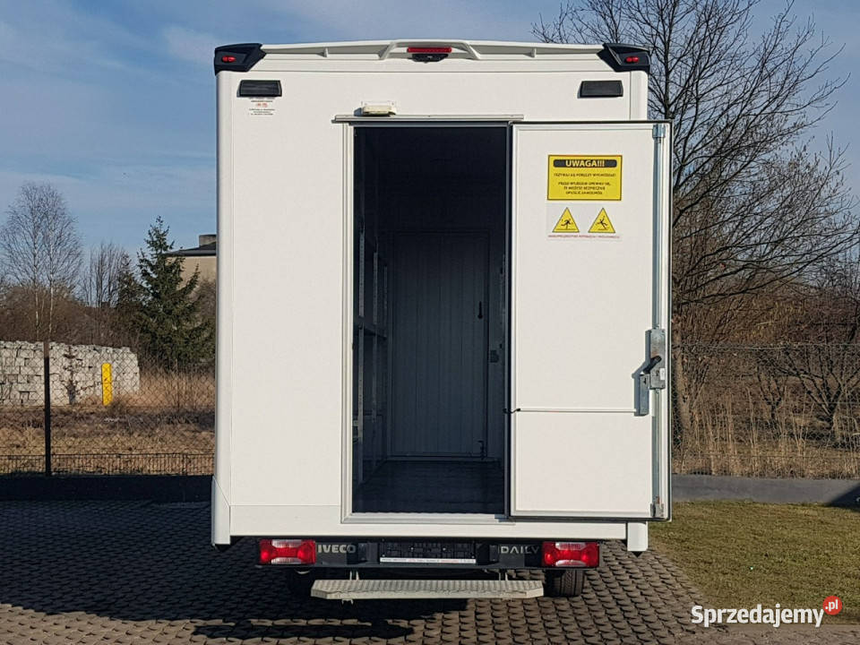 Iveco Daily KONTENER NISKOPODŁOGOWY 443x223x242 śląskie Poręba sprzedam