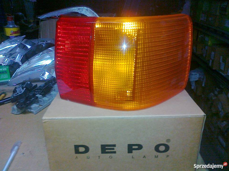 AUDI 80 B3 LAMPA TYŁ PR NA BŁOT NOWA DEPO 109962 osobowe Pruszków