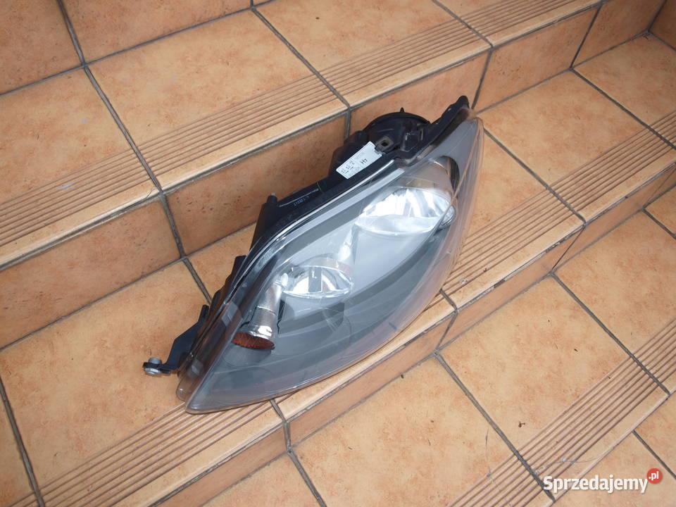 VW Golf Plus lampa lewa przód 2005 2009r europa Kalisz