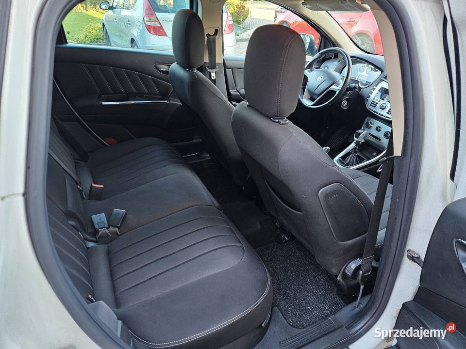 Lancia Delta 2009r 14TB 120 Klima Alufelgi Stan Ryglice sprzedam