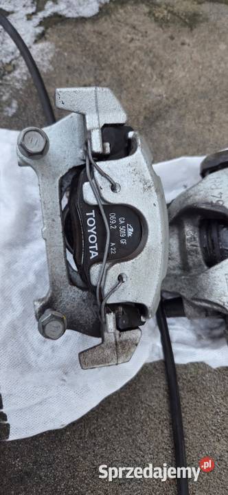 Zaciski hamulcowe Toyota YarisIVAygo Yaris Cross Trzemeszno sprzedam