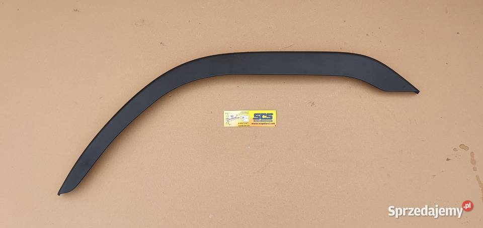 VOLVO FH BŁOTNIK NAKŁADKA BANAN LEWY LISTWA ciężarowe Bieleń