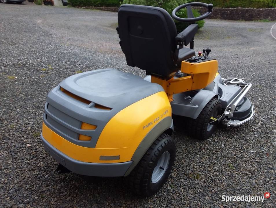 4x4 STIGA PARK RIDE ON LAWNMOWER o szerokości Warszawa