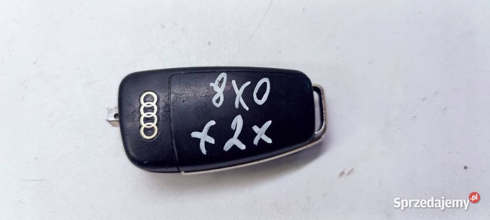 KLUCZYK PILOT SCYZORYK AUDI A1 8X Q3 8X0837220D Przystajń