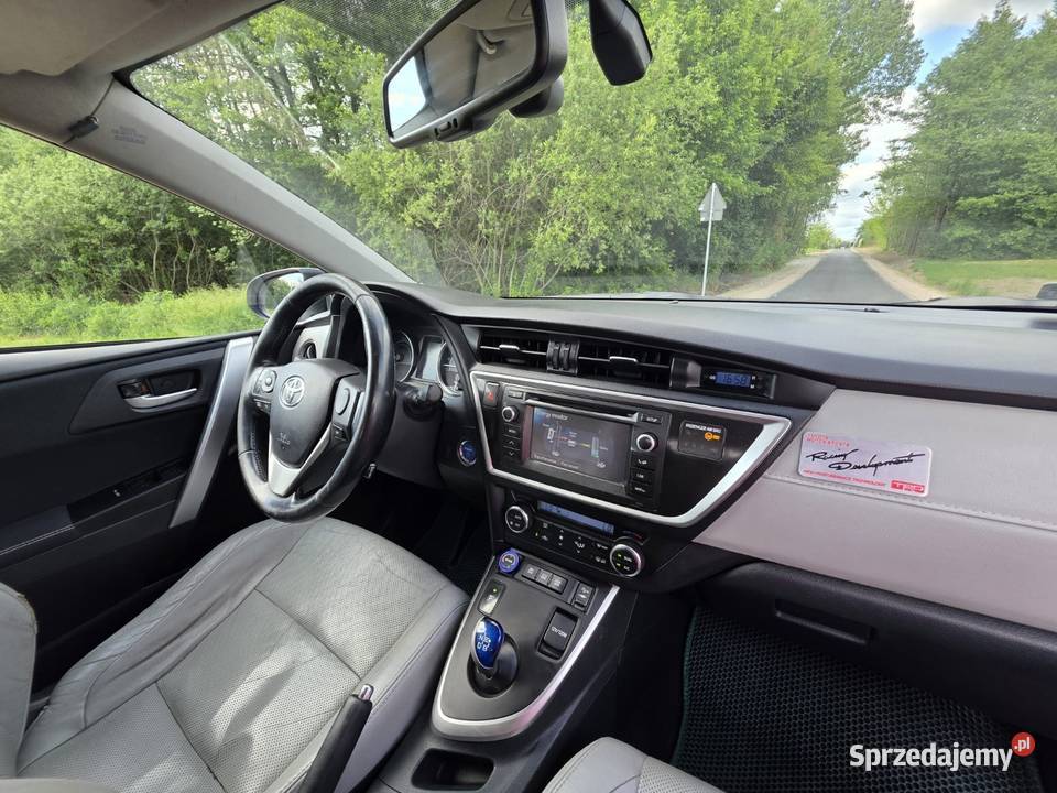 Toyota Auris czujnik deszczu