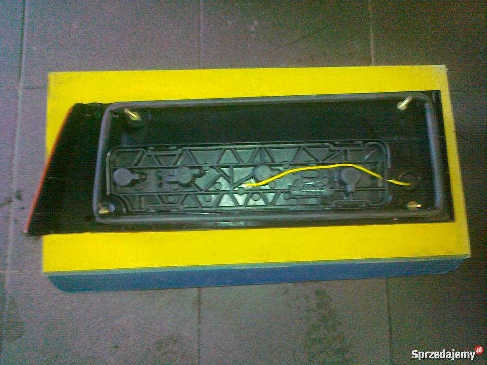 FIAT REGATA LAMPA TYŁ PR NOWA CARELLO LLA251