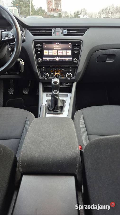 Skoda Octavia 3 lift niski przebieg Turek sprzedam