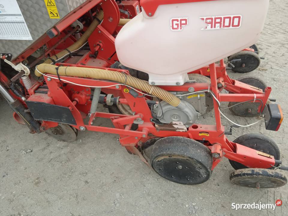 SIEWNIK DO KUKURYDZY MASCHIO GASPARDO 4RZĘDOWY Maszyny rolnicze