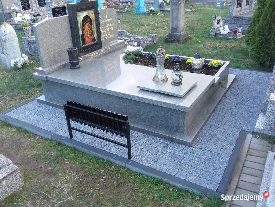 Kostka brukowa i granitowa wokół pomników opaski Białystok usługi budowlane