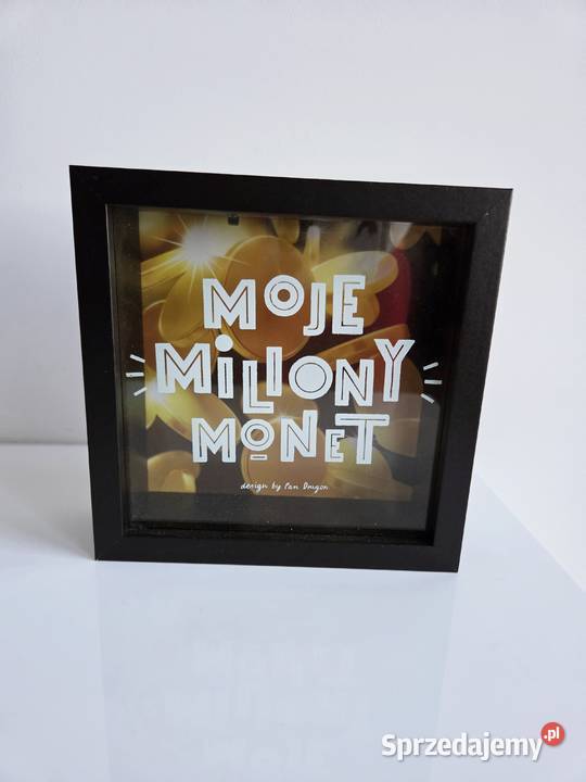 Czarna skarbonka z napisem Moje miliony monet małopolskie Liszki