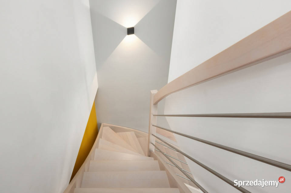 Idealny na Inwestycję Dwupoziomowy Apartament z Rewal