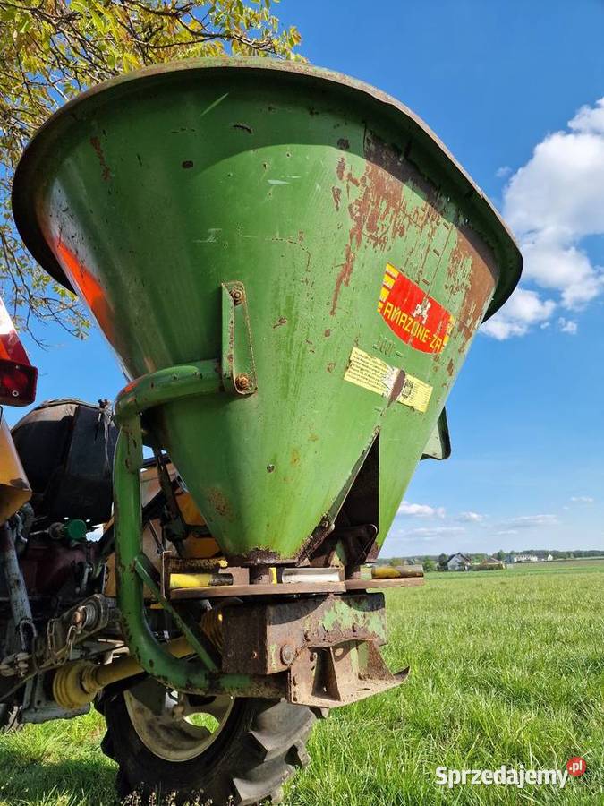 Amazone rozsiewacz dwutarczowy z walkiem Starokrzepice sprzedam