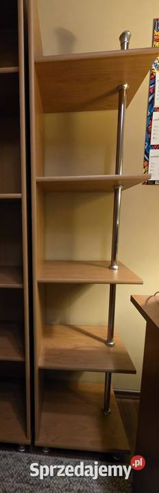 Szafka z półkami i drążkiem Lublin