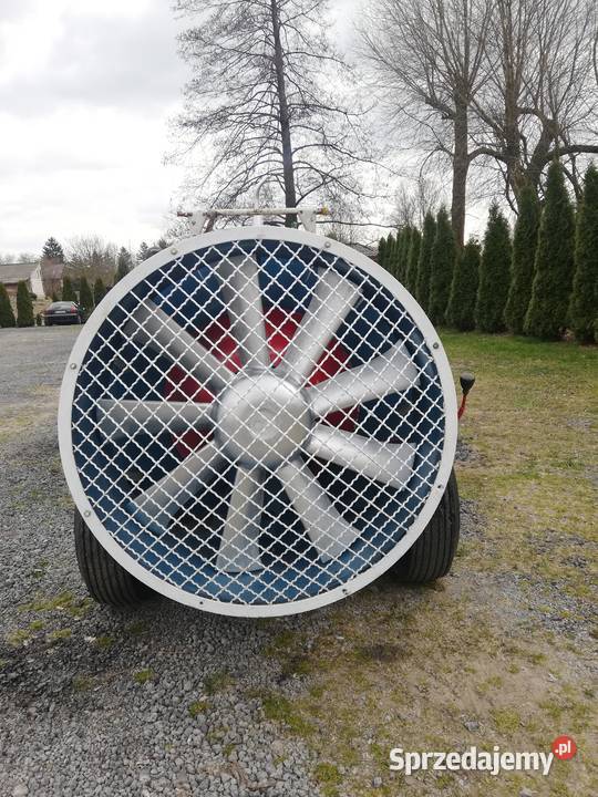 Opryskiwacz sadowniczy 1000l Nobili Sienno