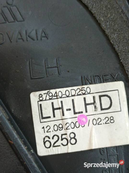 LUSTERKO LEWE 3PIN EU 879400D250 Toyota Yaris II świętokrzyskie