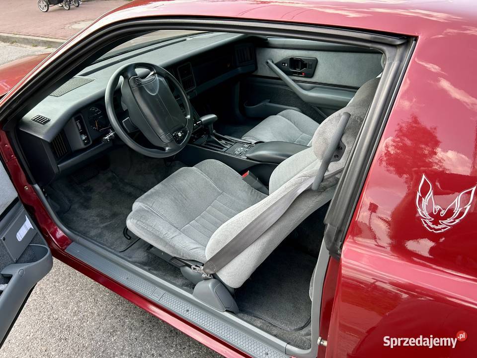 Pontiac Firebird 1991 50 V8 stan kolekcjonerski Ząbki sprzedam
